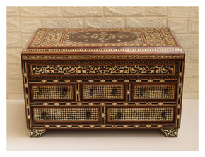 Moroccan Mother of Pearl Chest 15×13″ Medallion Lid