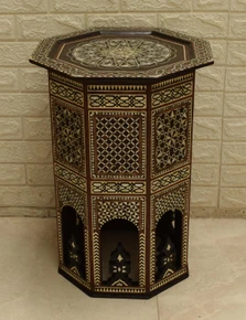 Star Medallion Octagon Table 24.5 in — detail 1