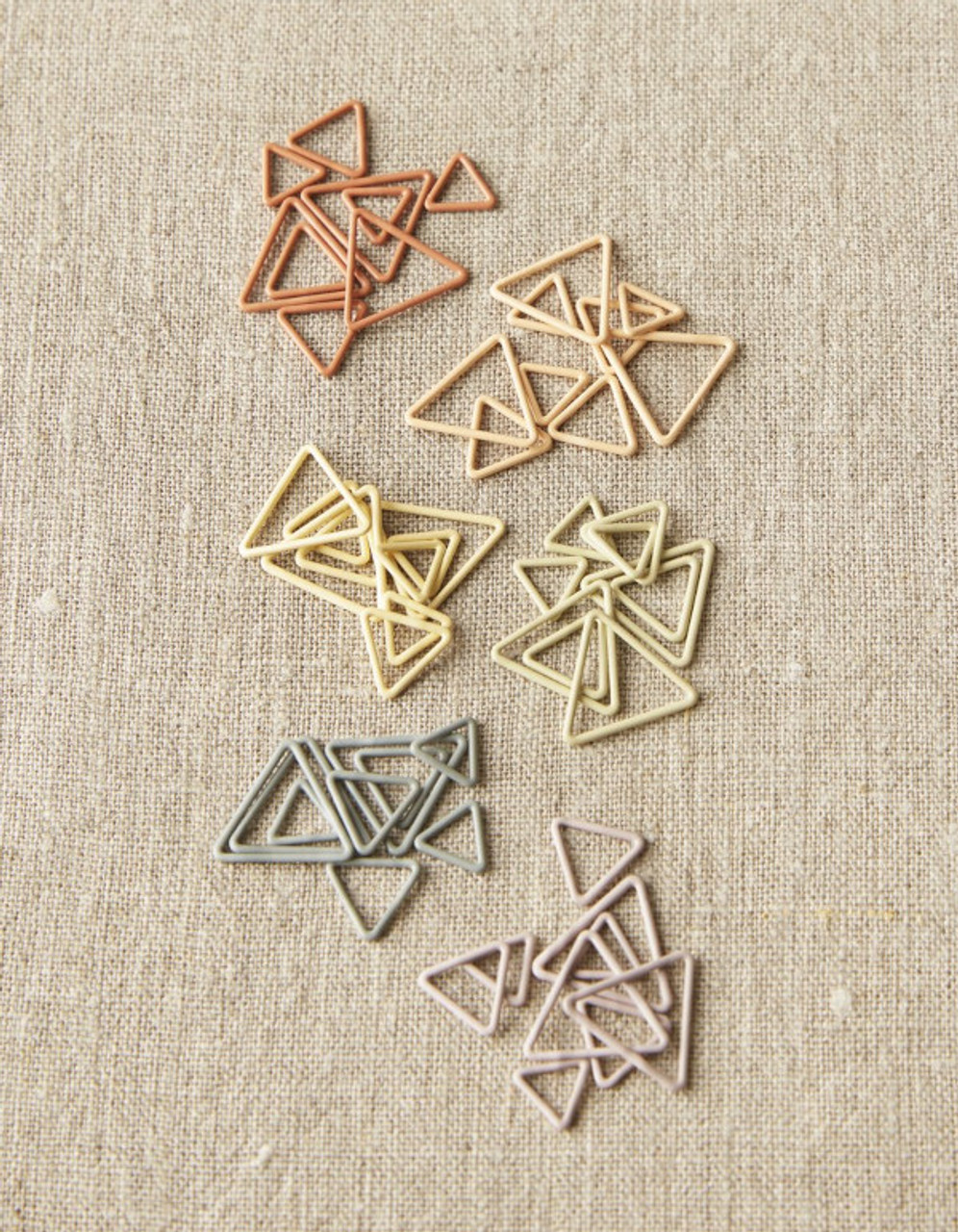Clover Small Stitch Markers Triangle