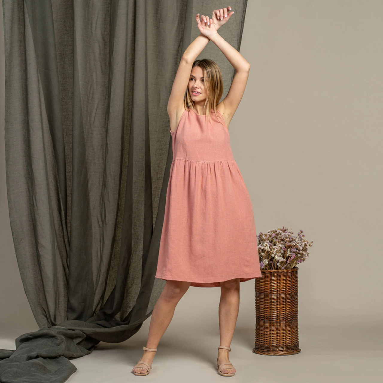 ワンピース ETMON Pintuck String Smock Dress, Beige LOOBIS Women's 2024 Summer Cami Mini Short Dress Beige V