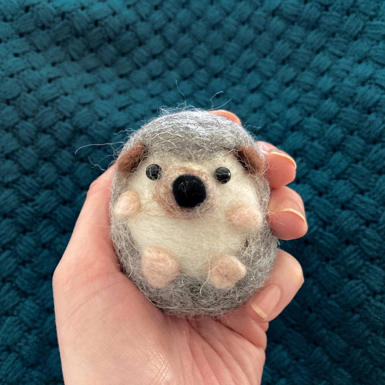 Needle Felting Kit - Hedgehog - Fengari Fiber Arts