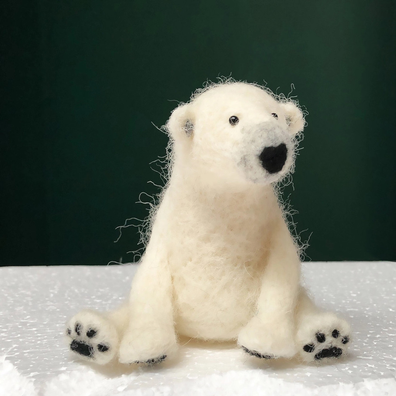 Bergin & Bath Needle Felting Kit Polar Bear