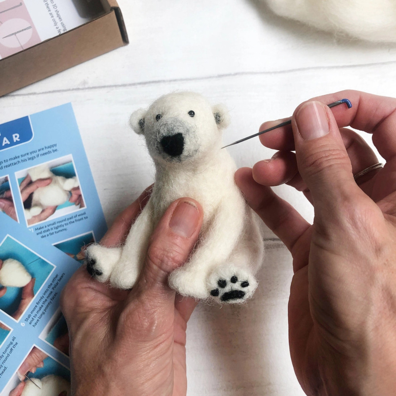 Bergin & Bath Needle Felting Kit Polar Bear - The Websters