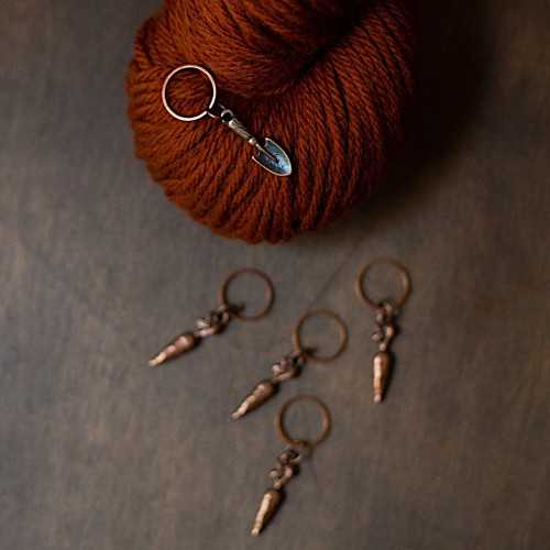adKnits Stitch Markers Carrot