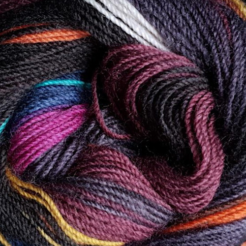 Laines du Nord Indulgence Socks Yarn 005 (Grey, Plum, Burgundy, Black)