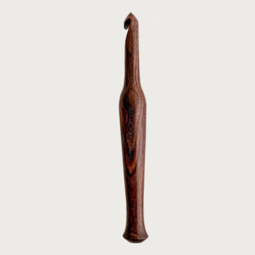 Flax & Twine Rosewood Crochet Hook P (11.5mm)