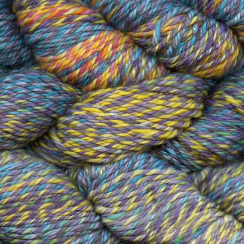 Urth Spiral Grain Light Worsted Yarn Tamarind