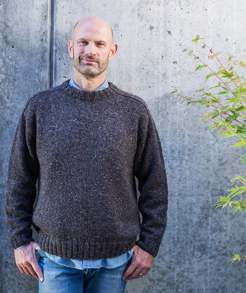 Churchmouse Pattern Saddle Shoulder Men's Pullover