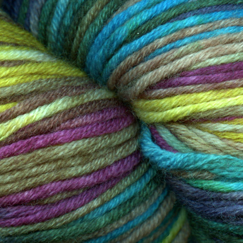 Urth Uneek Worsted Yarn 4012