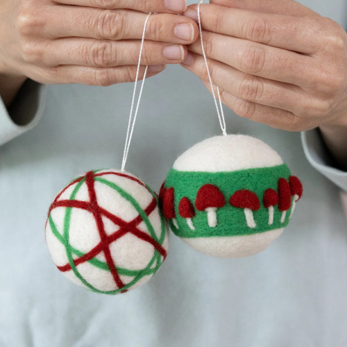 Felted Sky Ornament Duo Mini Decorating with Wool Needle Felting Kit