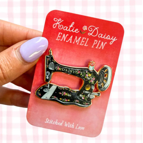 Katie Daisy Enamel Pin (Sewing Machine)