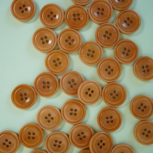Matchy Matchy Sewing Club Caramel 3/4" Corozo Nut Buttons (Set of 6)