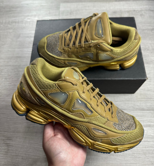Raf Simmons X Adidas Ozweego khaki sz 7.5