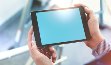 iPad Screen Flickering: Visual Settings, Force Quit