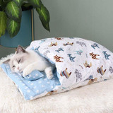 Closed Removable and Washable Cat Litter Sleeping Bag Winter Warm Dog Kennel, Size: M(Blue Pony)