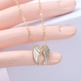 Angel Wings Necklace Guardian Angel Pendant Collar Chain Jewelry(Silver)