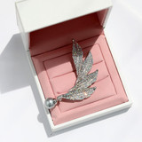 Vintage Style Colorful Crystal Pearl Feather Brooch Silver Pins Brooches(Silver)
