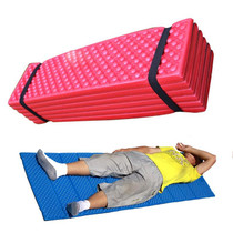 Outdoor Egg Nest Folding Moisture-Proof Pad Thickening Nap Mat Portable Camping Mat(Red+Black)