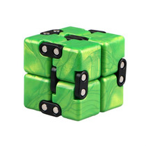 Creative Decompression Puzzle Smooth Fun Infinite Magic Cube Toy(Green)