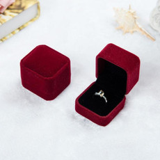 3 PCS Wedding Jewelry Accessories Square Velvet Jewelry Box Jewelry Display Case Gift Boxes Ring Earrings Box(Jujube red) 3 PCS Wedding Jewelry Accessories Square Velvet Jewelry Box Jewelry Display Case Gift Boxes Ring Earrings Box(Jujube red)