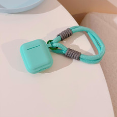 For AirPods 3  Dopamine Contrast Color Silicone Earphone Cover With Hand Strap(Green)