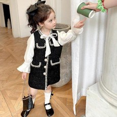 Girls Pearl Button Ruffle Dress (Color:Black Size:90)
