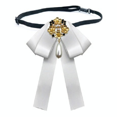 Ladies Retro Style Cloth Fabric Pearl Diamond Brooch Bow Tie Bow Clothing Accessories, Style:Tie Belts Version(Light Gray)