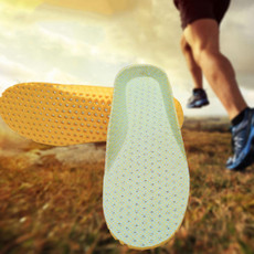 1 Pair Sports Shock Absorption Breathable Soft Thick Sweat Absorbent Insoles for Men / Women, Size: L(41-46 Yards)(Green)