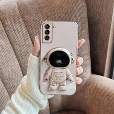 For Samsung Galaxy S21 FE 5G Plating Astronaut Holder Phone Case(Pink)