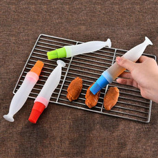 4 PCS Convenient Silicone Baking BBQ Oil Bottle Brush(Color Random Delivery)