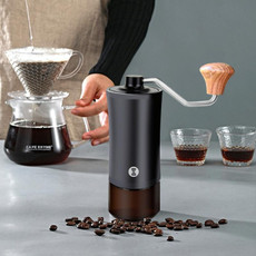 Manual Stainless Steel Core Dual Shaft Hand Crank Coffee Bean Grinder Manual Stainless Steel Core Dual Shaft Hand Crank Coffee Bean Grinder