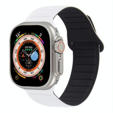 For Apple Watch SE 2023 40mm Loop Magnetic Silicone Watch Band(White Black) For Apple Watch SE 2023 40mm Loop Magnetic Silicone Watch Band(White Black)