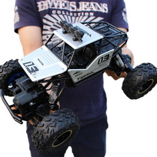 2.4GHz 4WD Double Motors Off-Road Climbing Car Remote Control Vehicle, Model:6141(Silver) 2.4GHz 4WD Double Motors Off-Road Climbing Car Remote Control Vehicle, Model:6141(Silver)