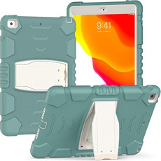 For iPad 10.2 2021 / 2020 / 2019 3-Layer Protection Screen Frame + PC + Silicone Shockproof Combination Case with Holder(Emerald Green)