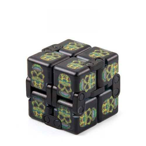 3 PCS Unlimited Magics Cube Colorful UV Printing Pocket Magic Cube Variety Folding Fingertip Magic Cube Decompression Toy(NO.168-8-34 Yellow Skull)