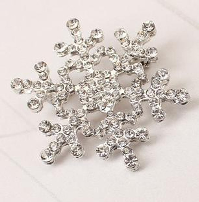 Fashion Water Drill Christmas Snowflake Brooch(Silver)