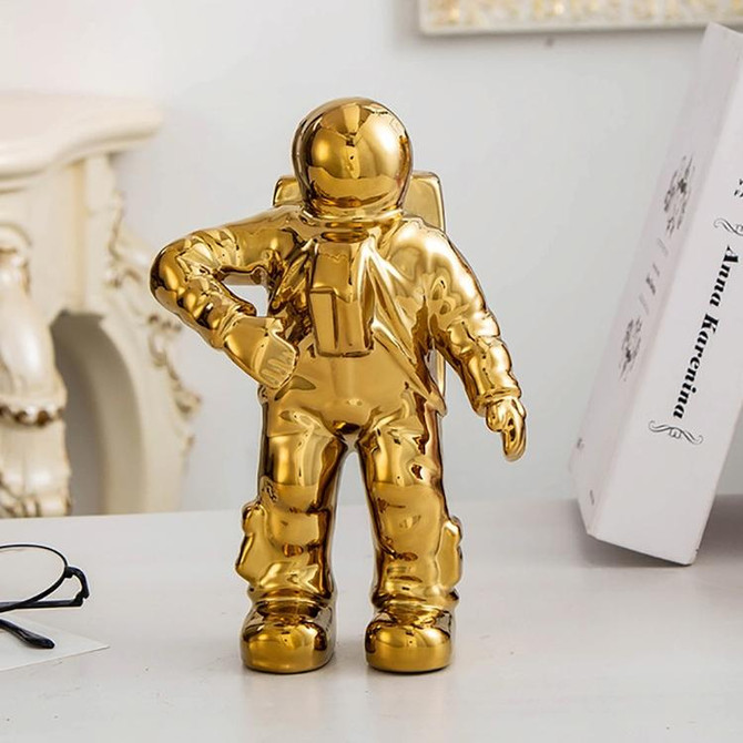 Astronaut Ceramic Model Dried Flowers Ceramic Vase for Tabletop Decor Tool, Shape:Walking(Gold)