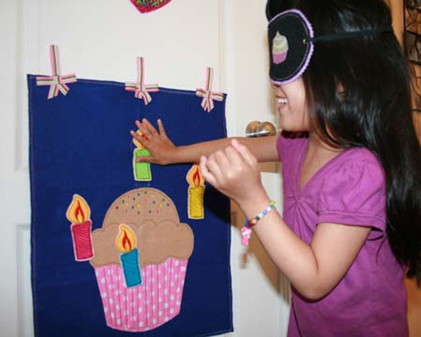 Pin the Candle on the Cup Cake Party Game Ith