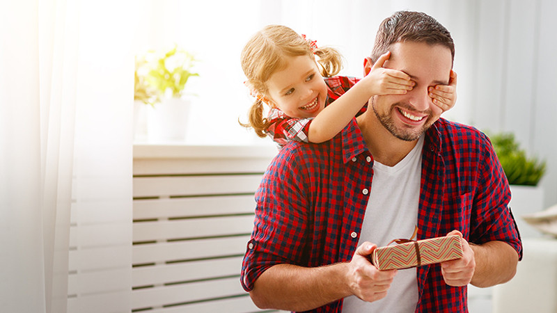 Father's Day Gift Guide: Gifts Dad Will Actually Use Father's Day Gift Guide: Gifts Dad Will Actually Use