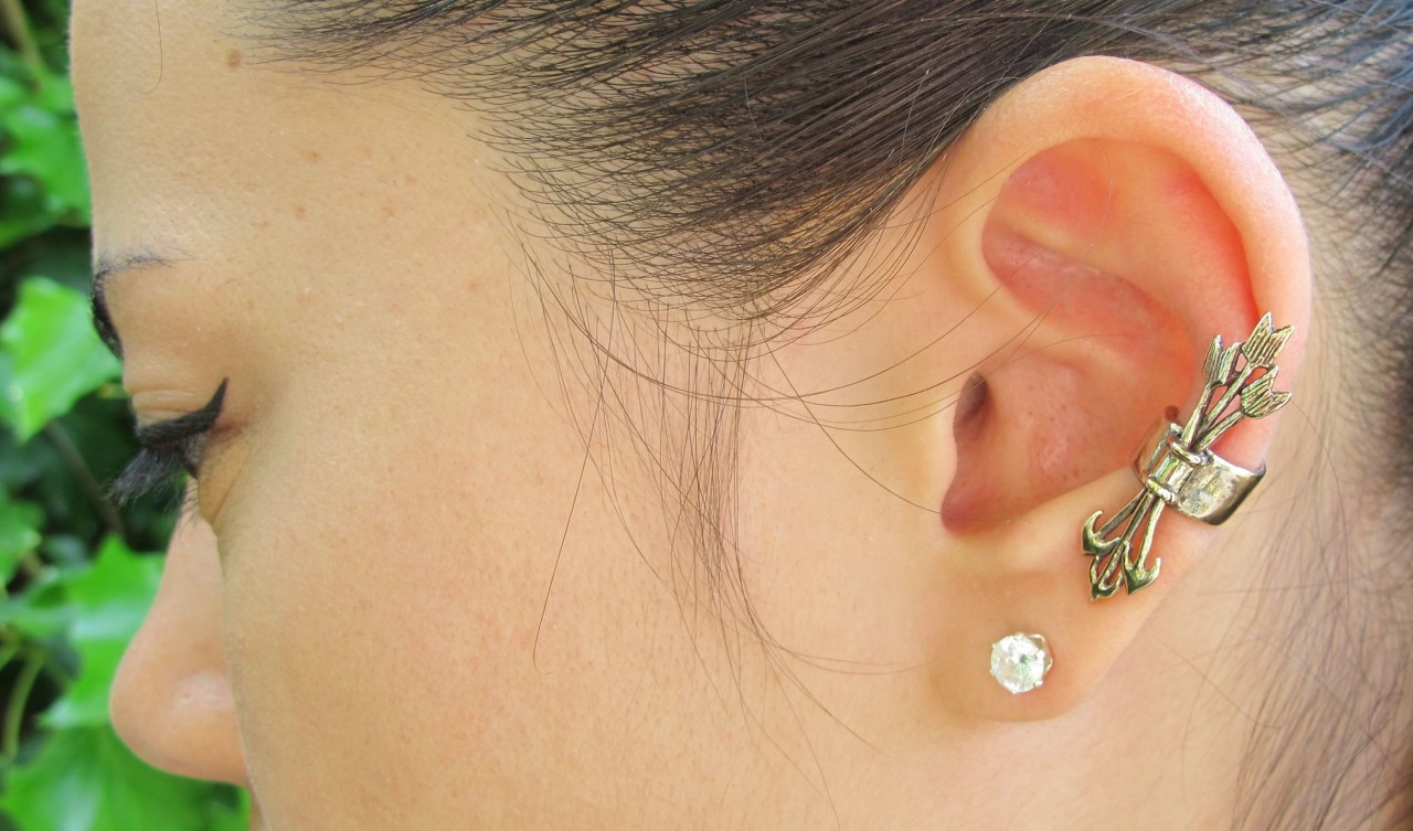 arrow ear cuff