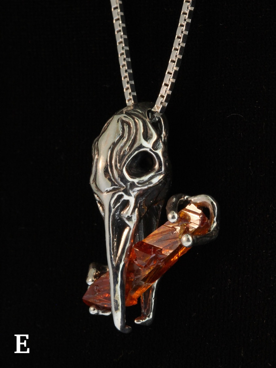 Raven Skull with Zincite Crystal - Silver - Marty Magic Store