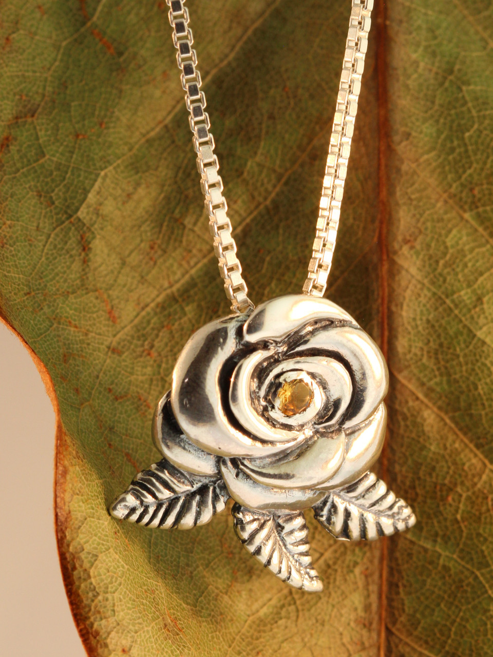 Egan | Silver-Tone Stainless Steel Rose Box Chain Necklace | In stock! |  Otsu