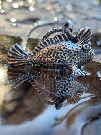 Hand Fish Charm - Silver