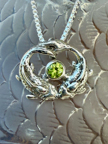Koi Love Charm with Peridot - Silver
