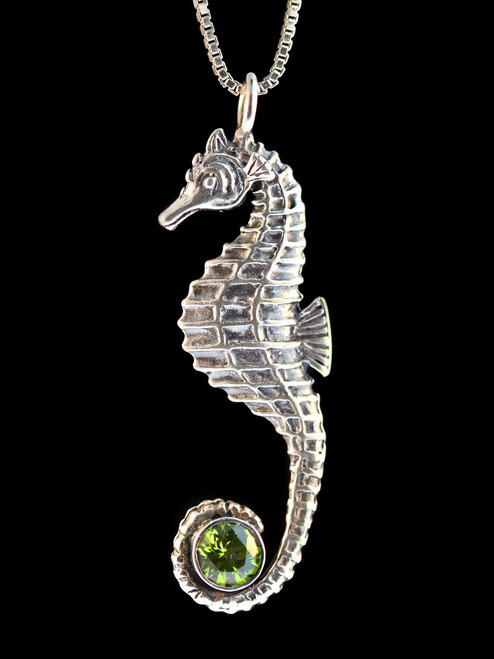 Seahorse With Peridot Seahorse With Peridot