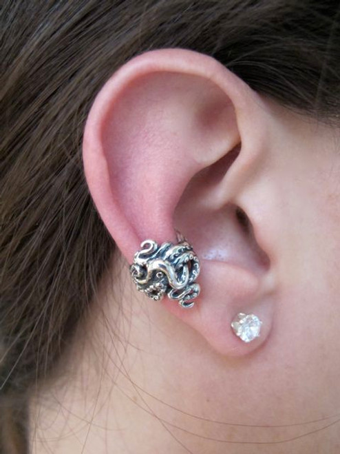 Octopus Tentacle Twist Ear Cuff - Silver Octopus Tentacle Twist Ear Cuff - Silver