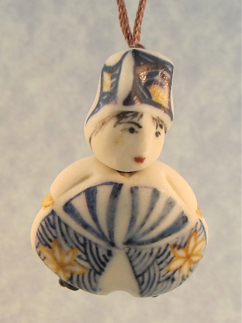 Emiko - Les Petite Bon-Hommes en Porcelaine