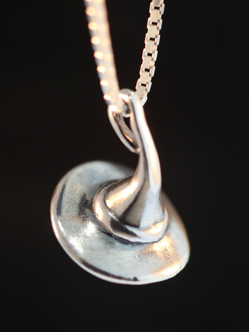 Stir up some "Magic" wearing this whimsical Witch's Hat Charm! Stir up some "Magic" wearing this whimsical Witch's Hat Charm!