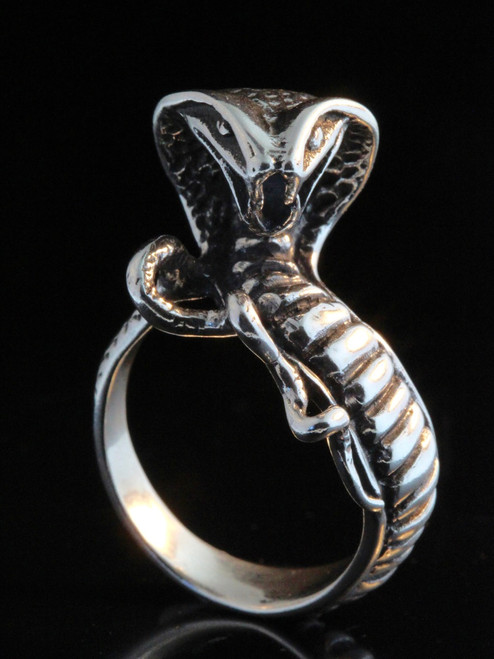 Cobra Ring - Silver