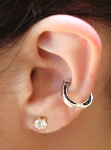 203jewelry Signet Horseshoe Earcuff